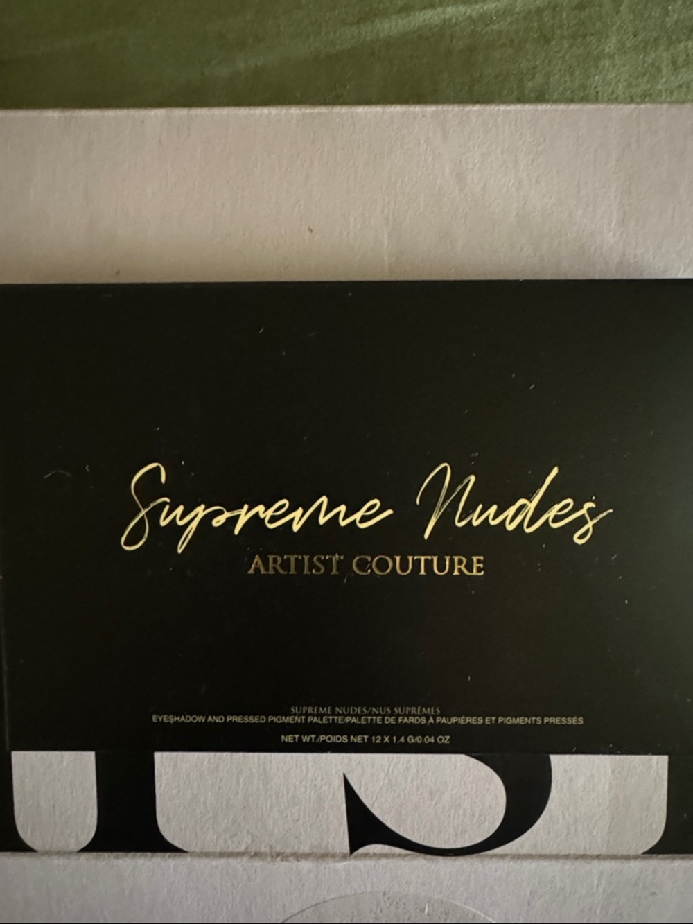 Artist Couture Supreme Nudes Eyeshadow Palette - Black & Gold